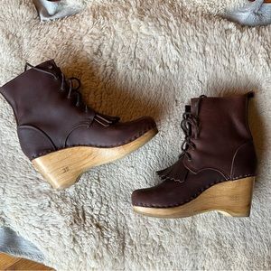 No. 6 Kilty fringe clog boots 38